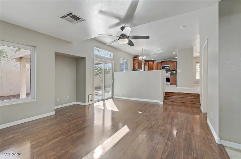 7973 Macklin, Las Vegas, NV 89129