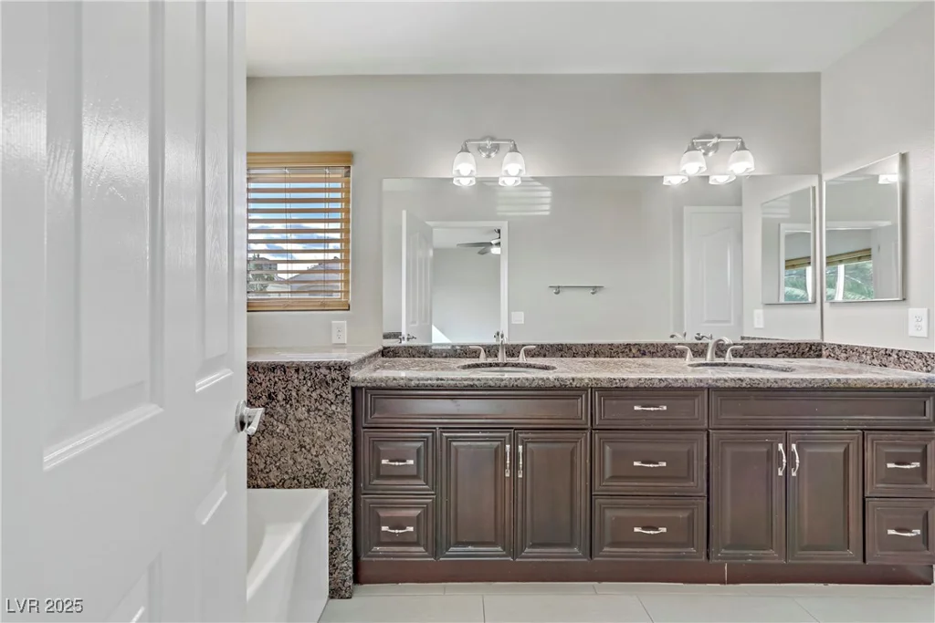 7973 Macklin, Las Vegas, NV 89129