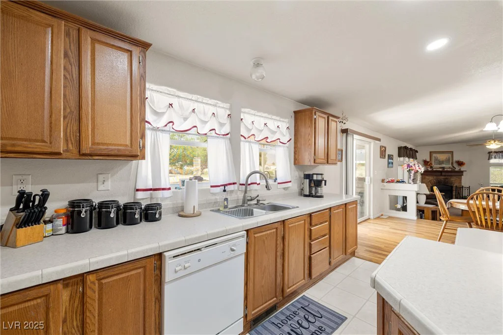 4230 Prospector, Pahrump, NV 89048