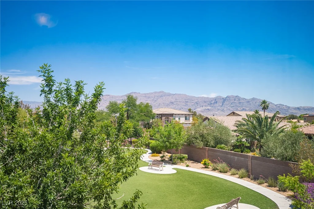 7538 Mustang, Las Vegas, NV 89131