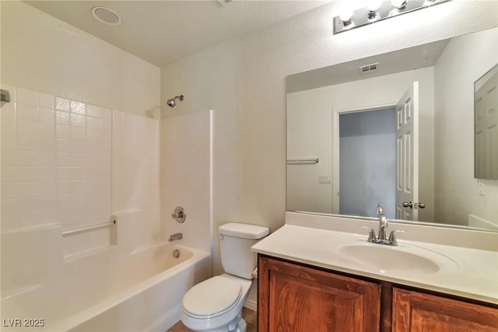 8550 Bright Bush, Las Vegas, NV 89131