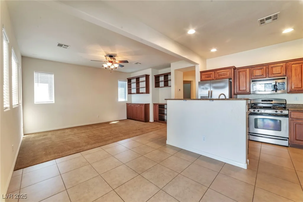 8550 Bright Bush, Las Vegas, NV 89131