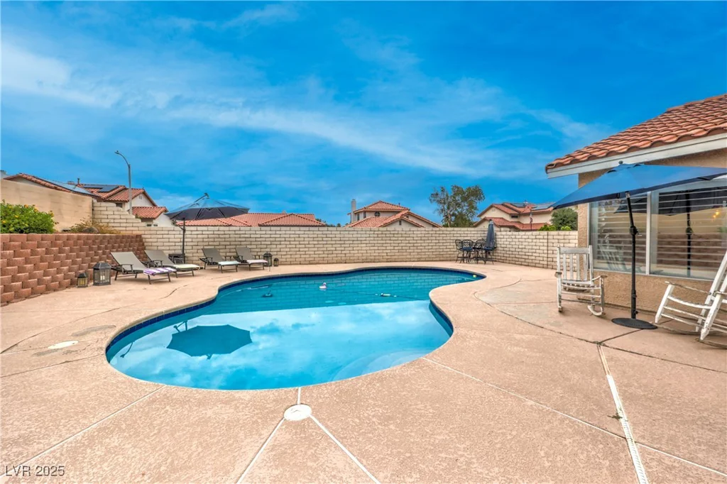 353 Templeton, Henderson, NV 89074