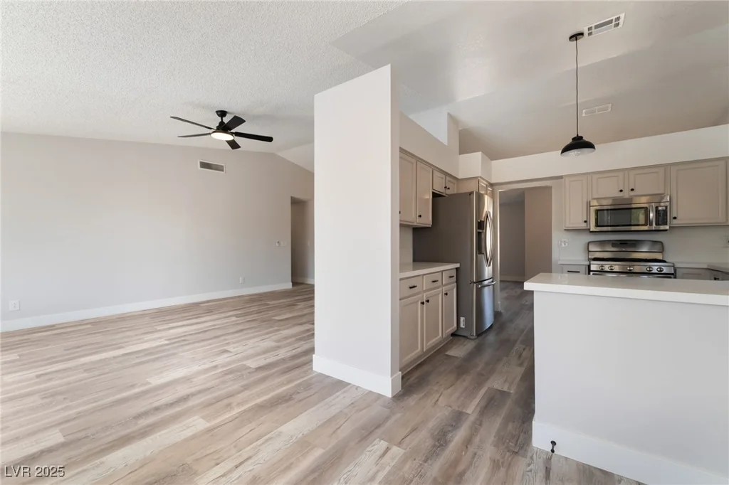 8000 Vista Twilight, Las Vegas, NV 89123