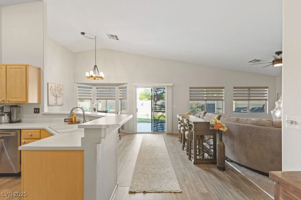 1079 Oak Shade, Henderson, NV 89015