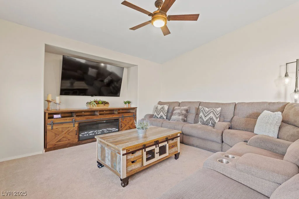 1079 Oak Shade, Henderson, NV 89015