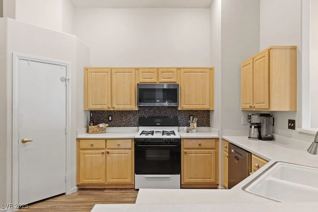 1079 Oak Shade, Henderson, NV 89015