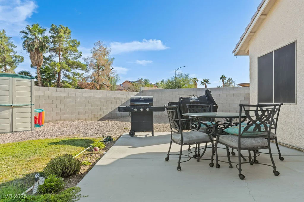 1079 Oak Shade, Henderson, NV 89015