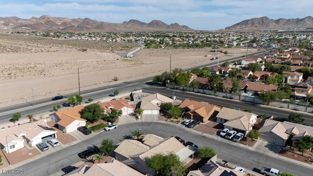 1079 Oak Shade, Henderson, NV 89015