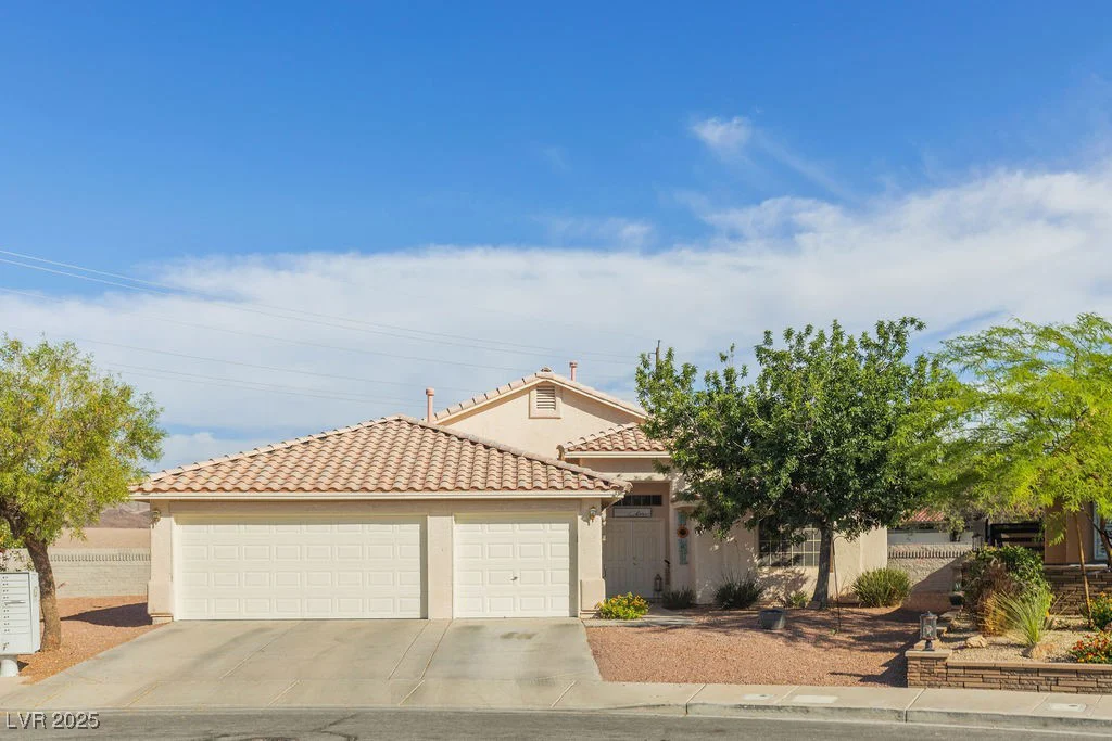 1079 Oak Shade, Henderson, NV 89015