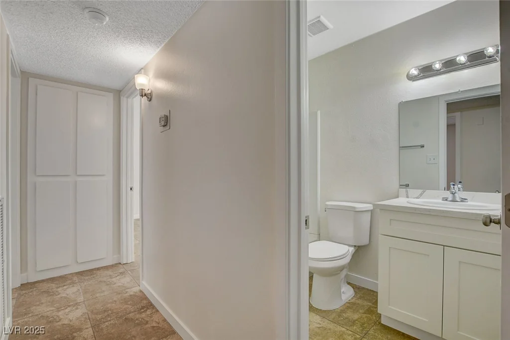 4484 Bennett, Las Vegas, NV 89121