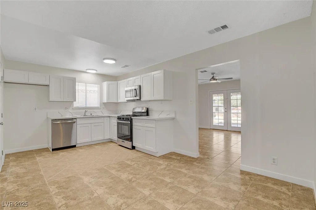 4484 Bennett, Las Vegas, NV 89121