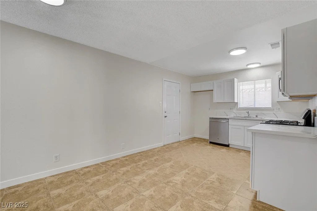 4484 Bennett, Las Vegas, NV 89121