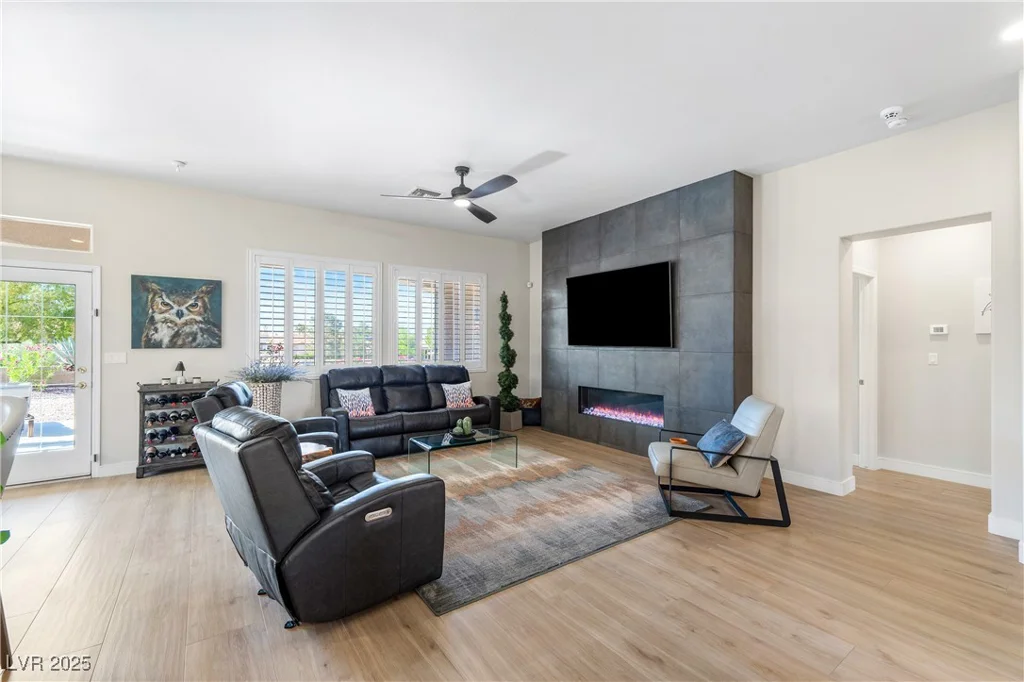 10504 Button Willow, Las Vegas, NV 89134