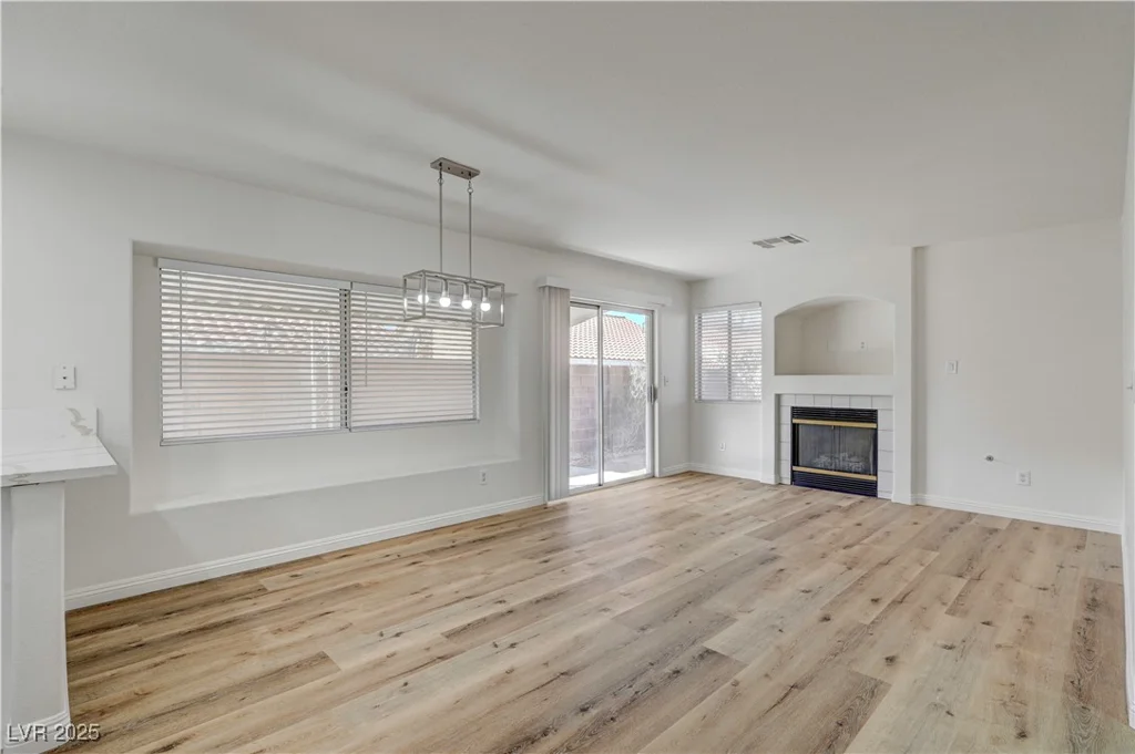 2573 Rafferty Creek, Las Vegas, NV 89156