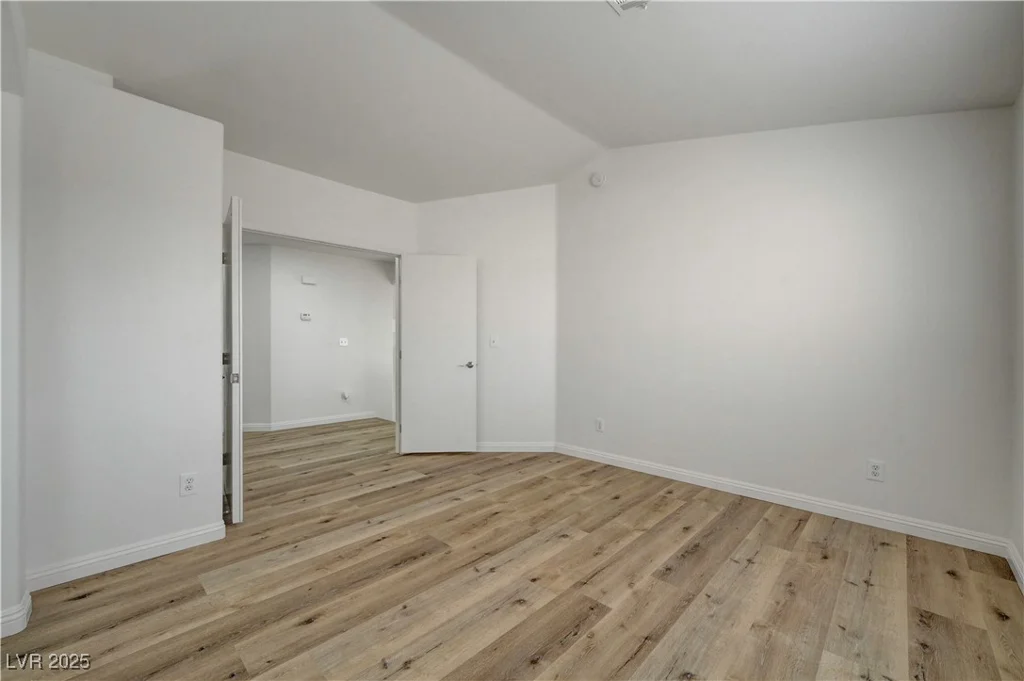 2573 Rafferty Creek, Las Vegas, NV 89156