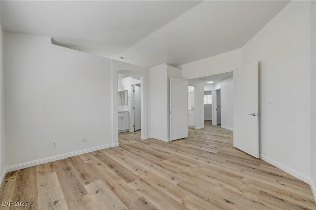 2573 Rafferty Creek, Las Vegas, NV 89156