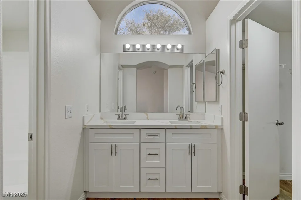 2573 Rafferty Creek, Las Vegas, NV 89156