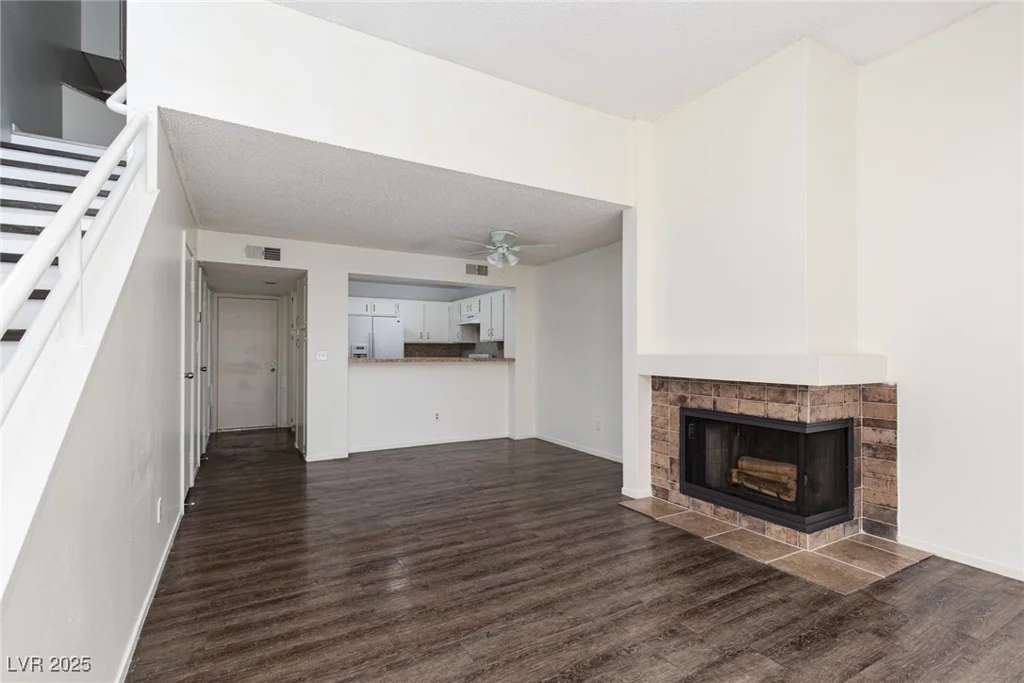 5523 Orchard, Las Vegas, NV 89110
