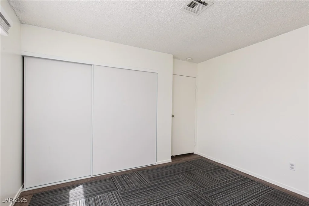 5523 Orchard, Las Vegas, NV 89110