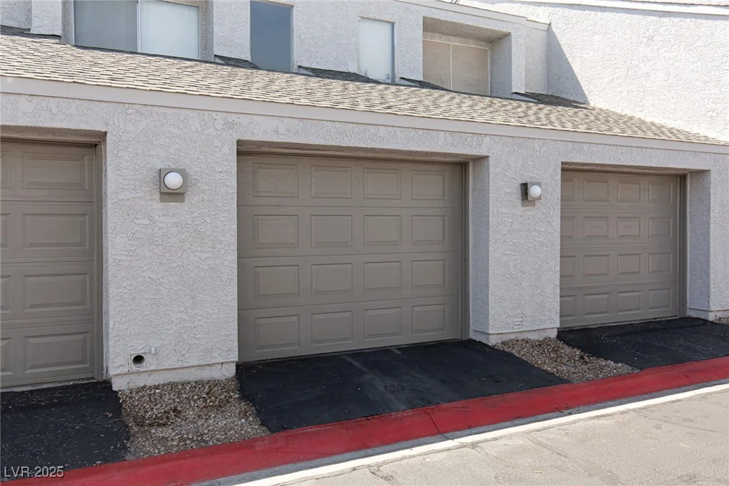 5523 Orchard, Las Vegas, NV 89110