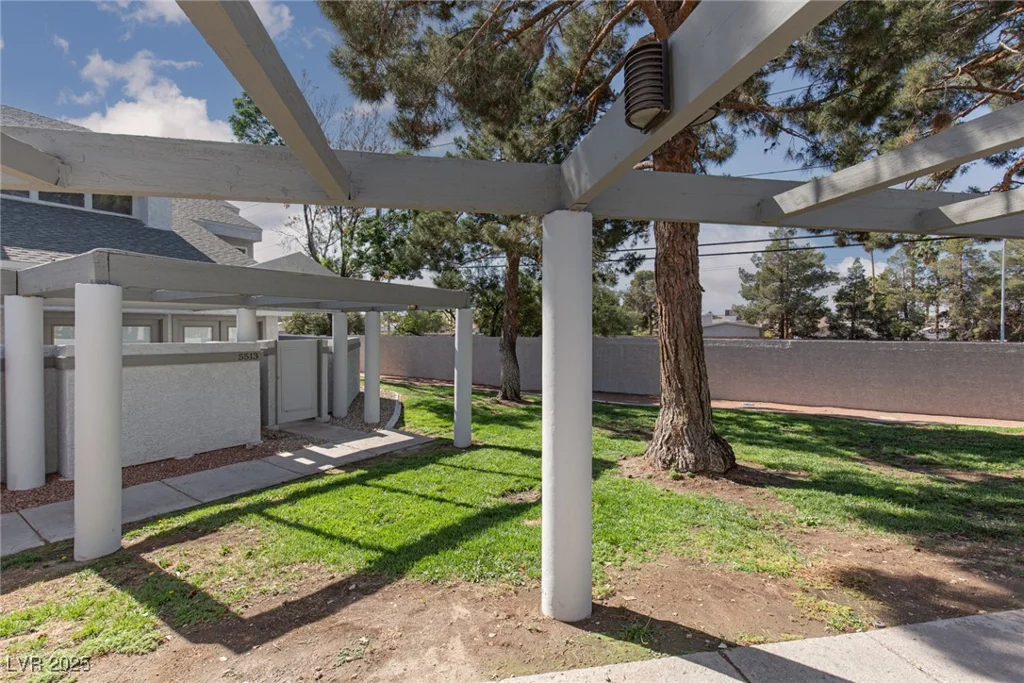 5523 Orchard, Las Vegas, NV 89110