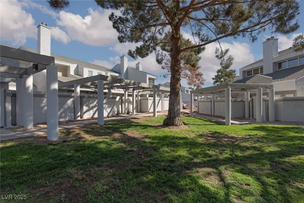 5523 Orchard, Las Vegas, NV 89110