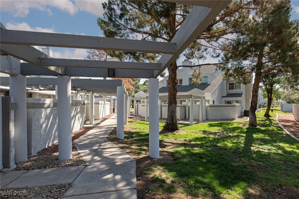 5523 Orchard, Las Vegas, NV 89110