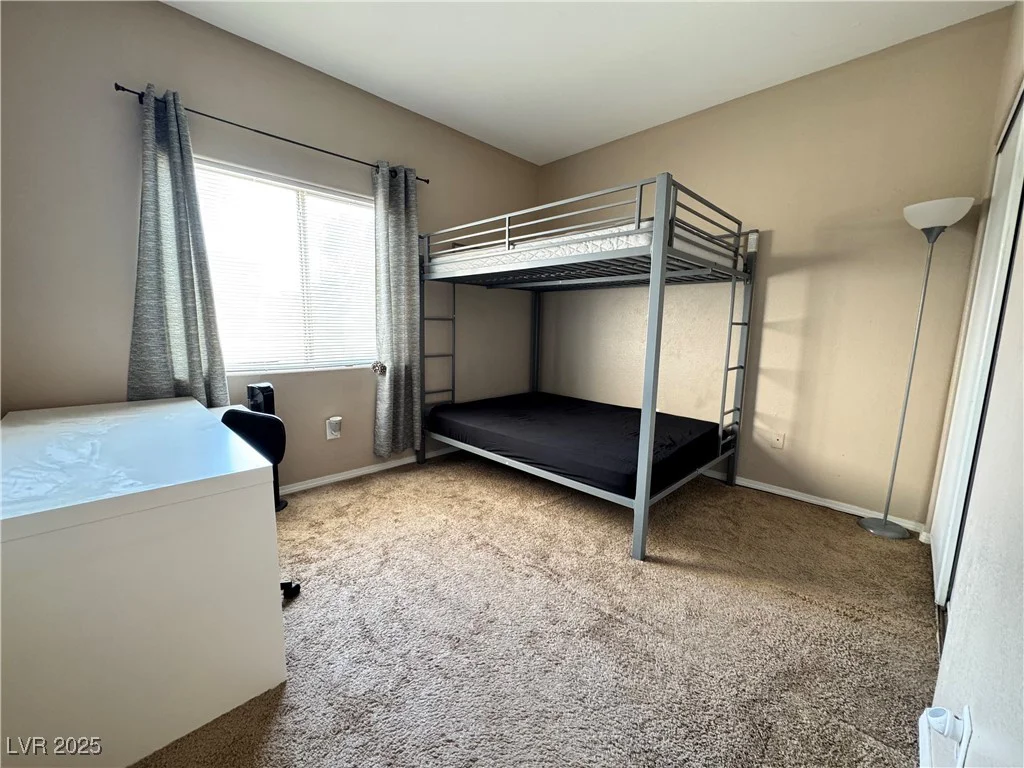 5750 Hacienda, Las Vegas, NV 89122