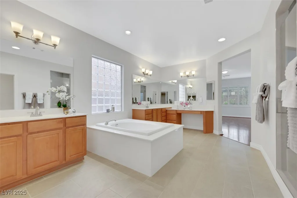 3728 White Lion, North Las Vegas, NV 89084