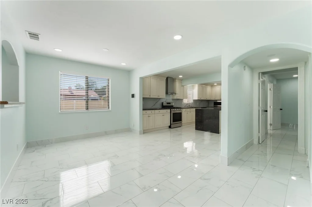 5516 Cory, Las Vegas, NV 89107