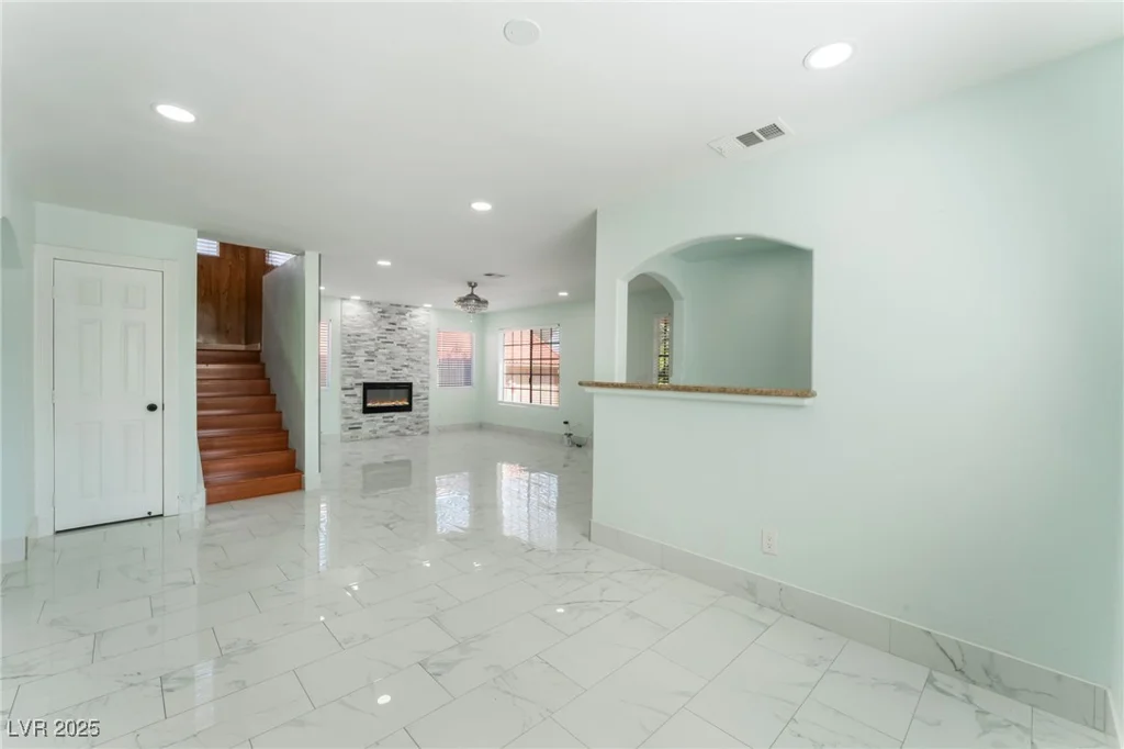 5516 Cory, Las Vegas, NV 89107