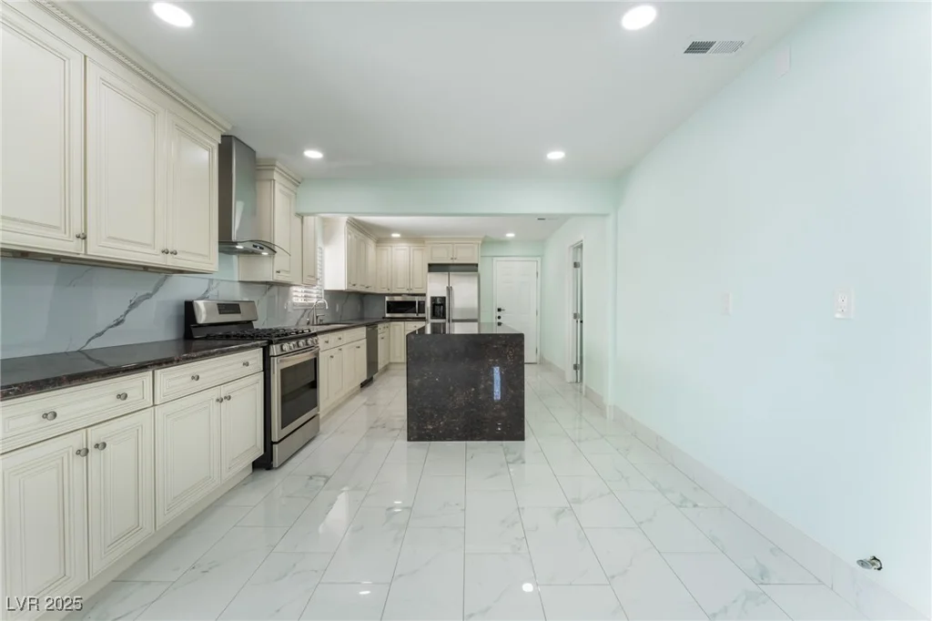5516 Cory, Las Vegas, NV 89107