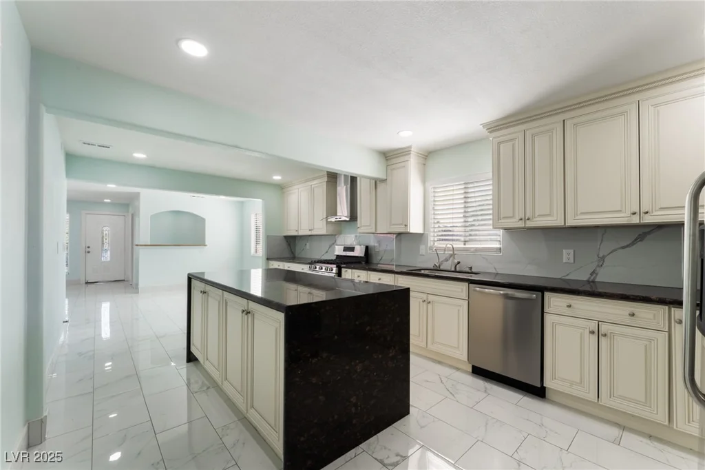 5516 Cory, Las Vegas, NV 89107