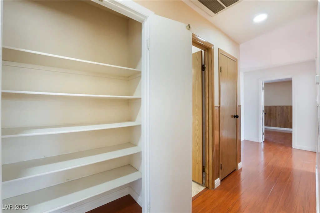 5516 Cory, Las Vegas, NV 89107