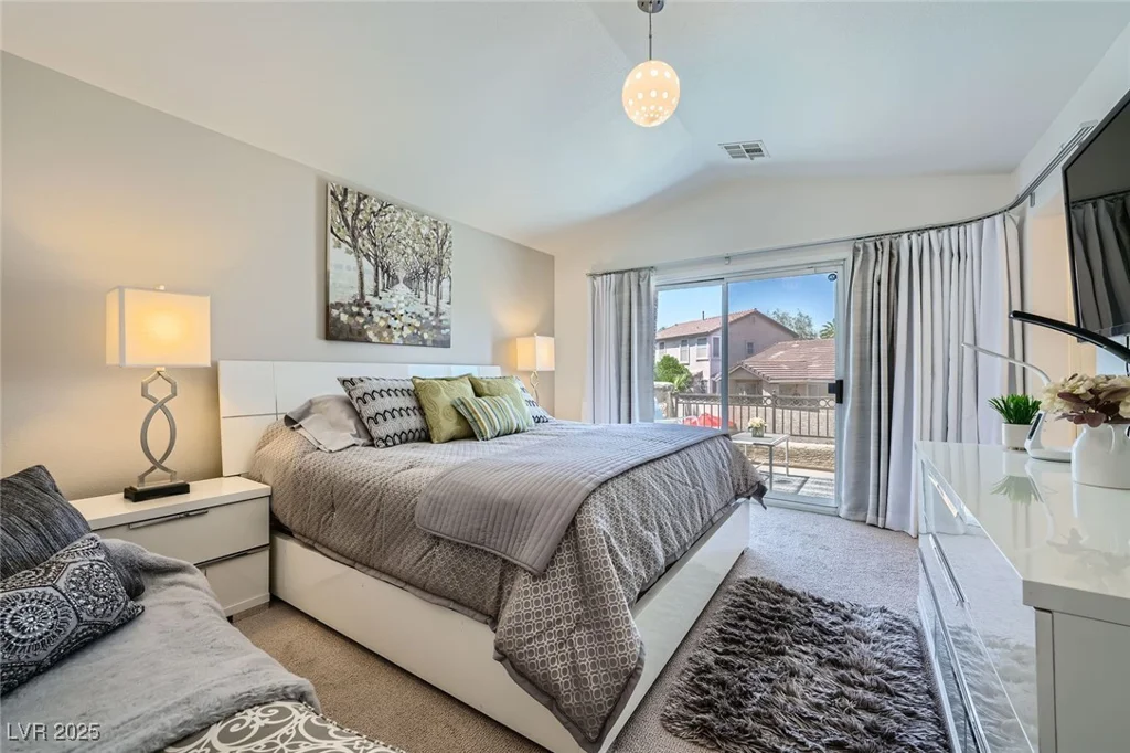 1701 Drifters Peak, Las Vegas, NV 89144