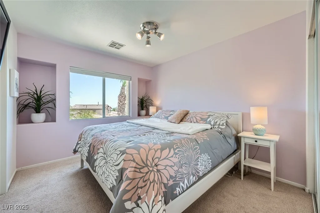 1701 Drifters Peak, Las Vegas, NV 89144