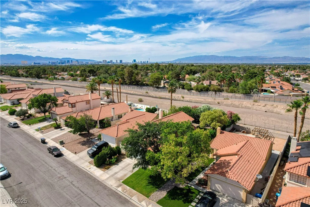 2412 Muirfield, Henderson, NV 89074