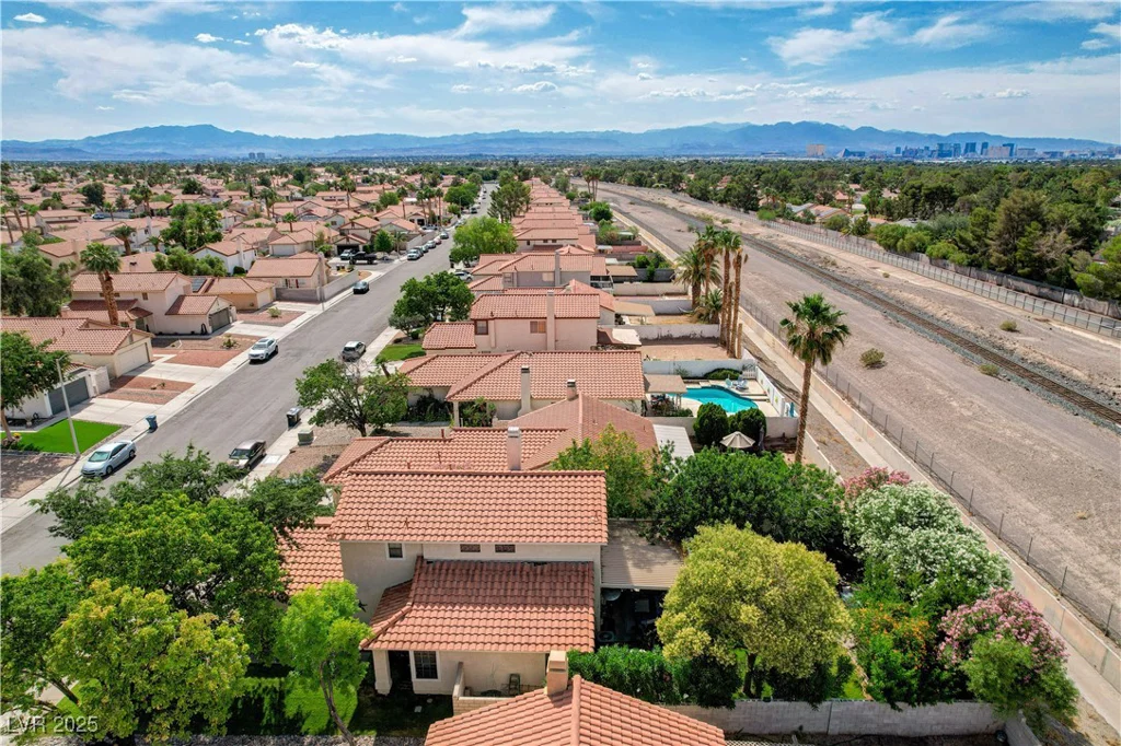 2412 Muirfield, Henderson, NV 89074