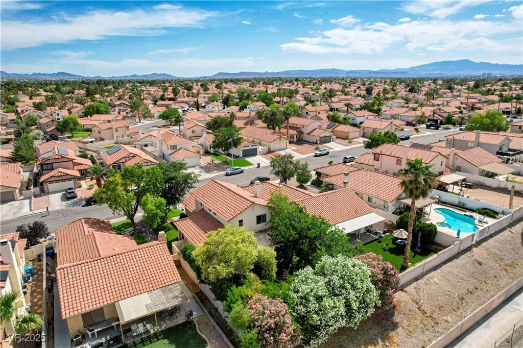 2412 Muirfield, Henderson, NV 89074