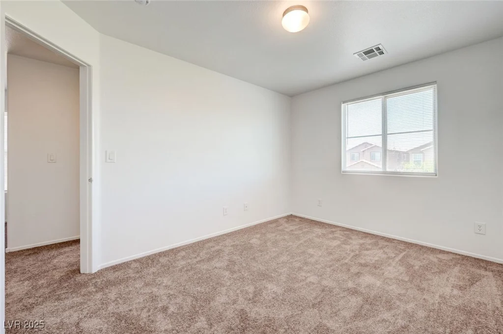 7464 Edgecove, Las Vegas, NV 89139
