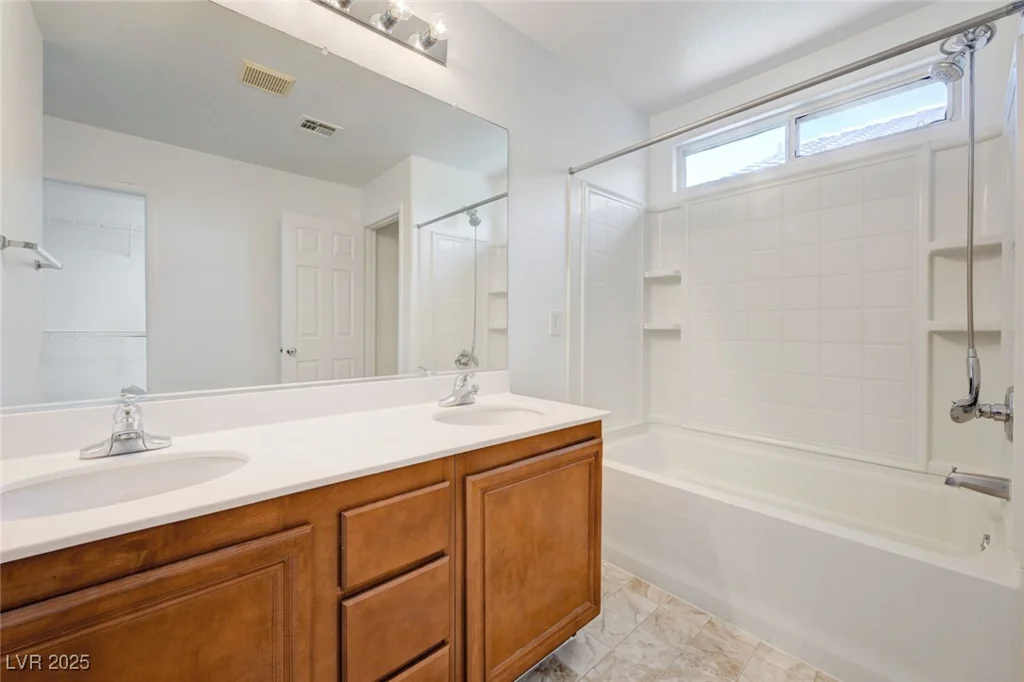 7464 Edgecove, Las Vegas, NV 89139