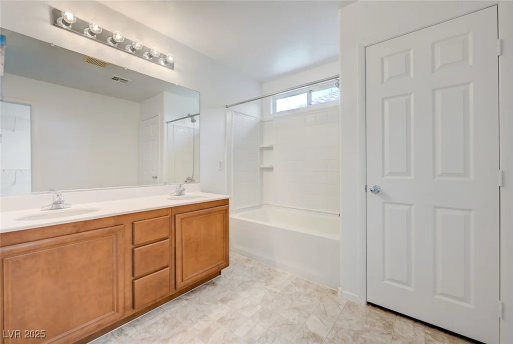 7464 Edgecove, Las Vegas, NV 89139