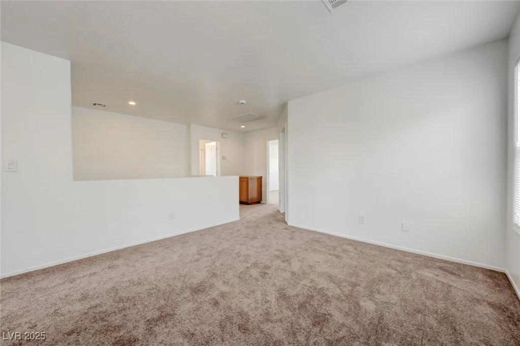 7464 Edgecove, Las Vegas, NV 89139