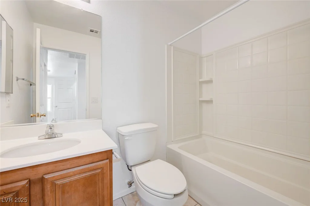 7464 Edgecove, Las Vegas, NV 89139