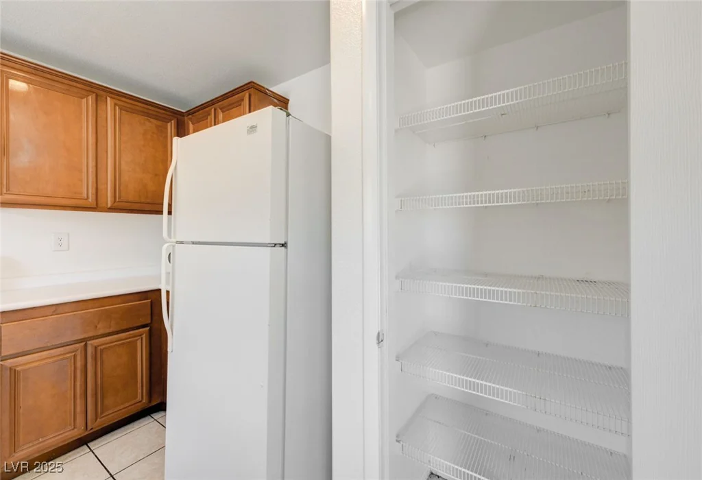 7464 Edgecove, Las Vegas, NV 89139