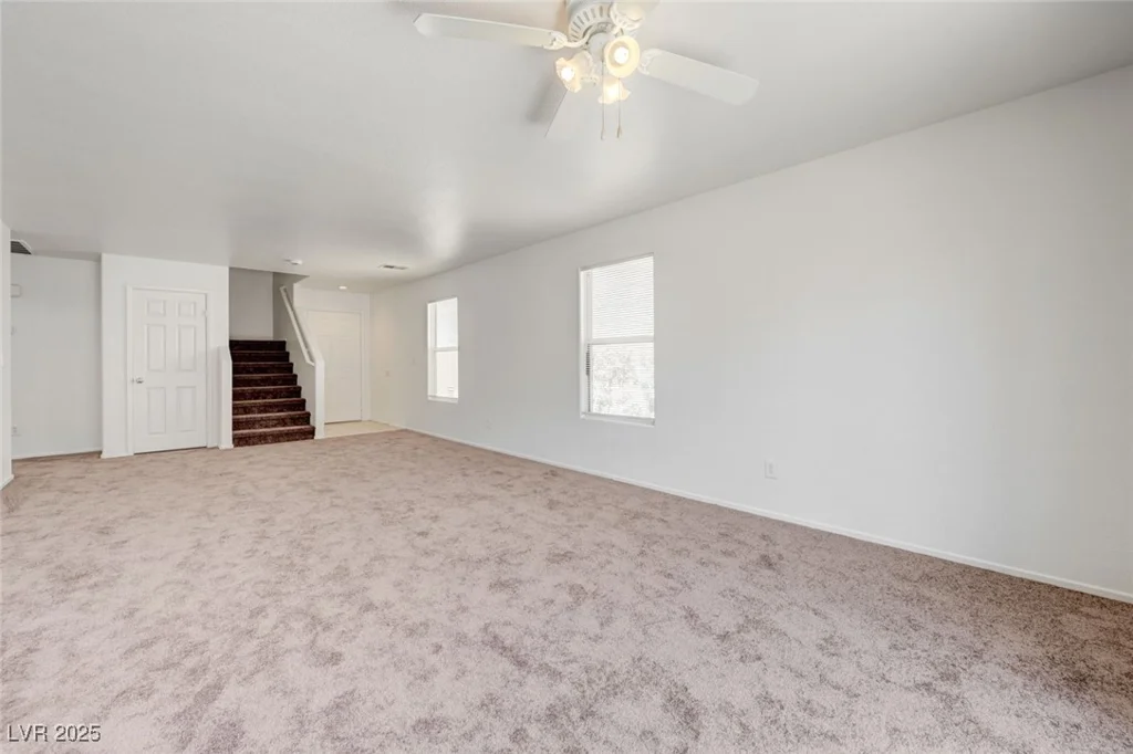 7464 Edgecove, Las Vegas, NV 89139
