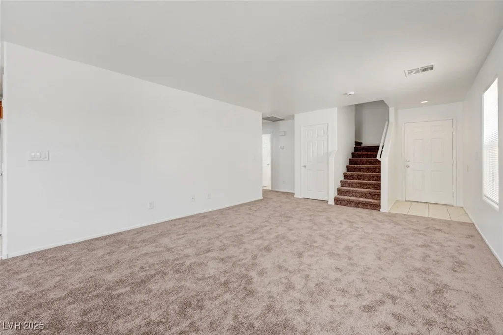 7464 Edgecove, Las Vegas, NV 89139