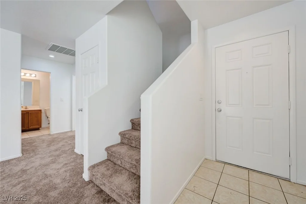 7464 Edgecove, Las Vegas, NV 89139