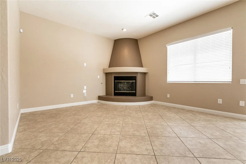 6929 Homing Pigeon, North Las Vegas, NV 89084